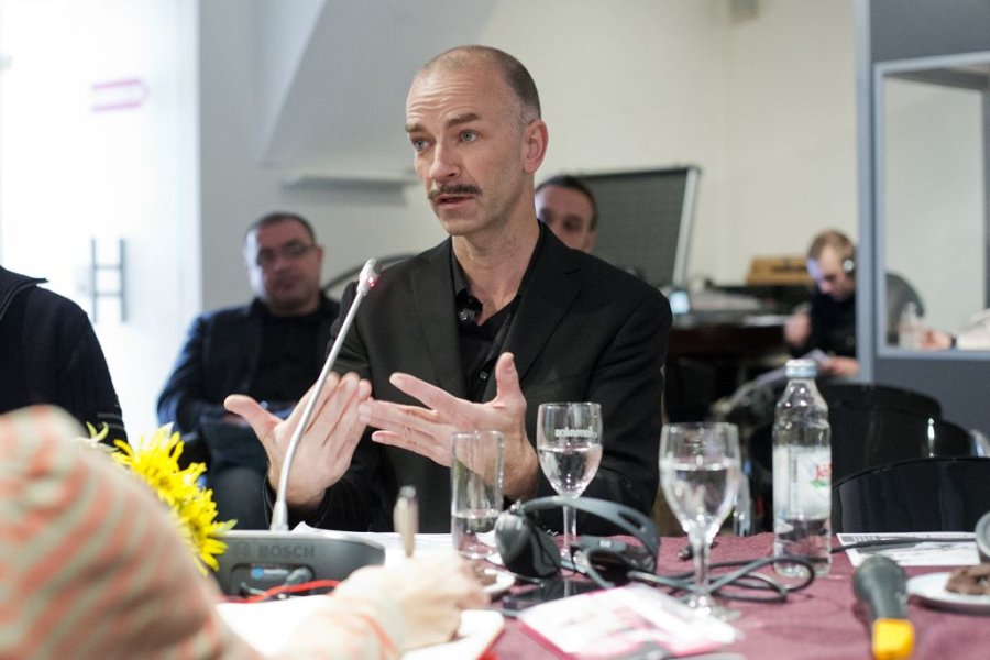 Stahl Stenslie (NO) na simpoziju Ekstravagantne godine 2013